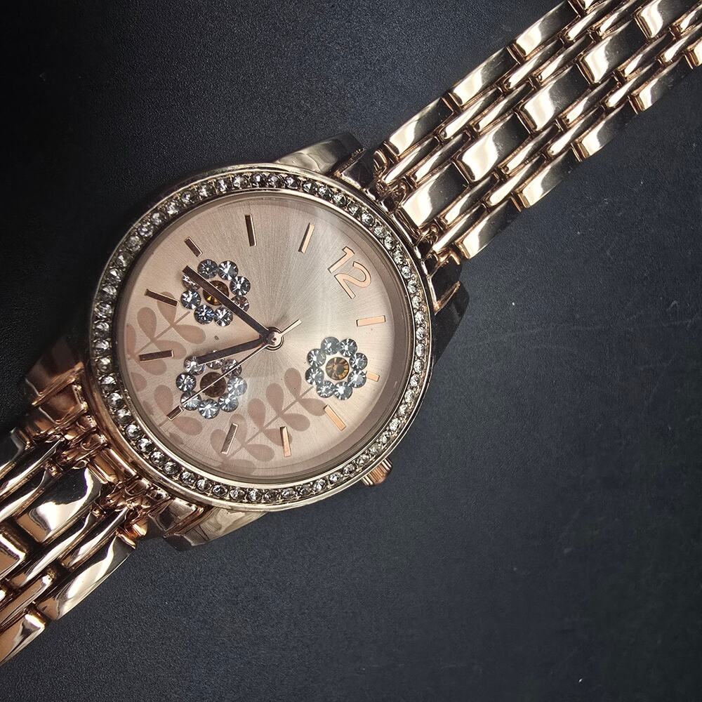 Women's Accutime Rose Gold Tone Quartz Watch‎ Rhinestone Flowers WORKS - Picture 8 of 9